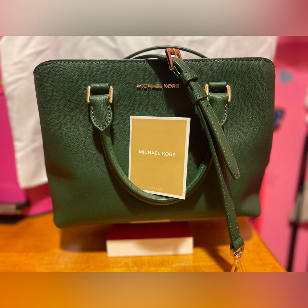 Michael Kors. Green purse with strap